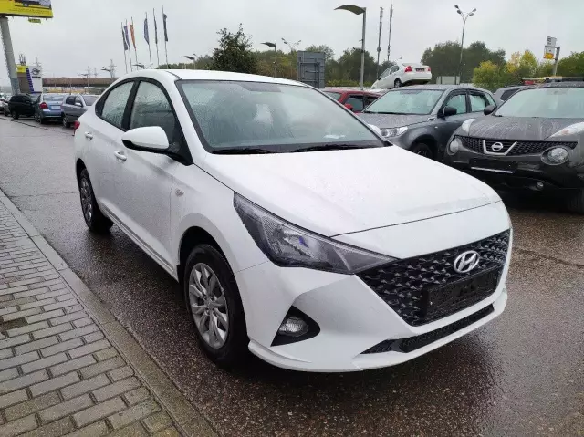 Hyundai Solaris 2021