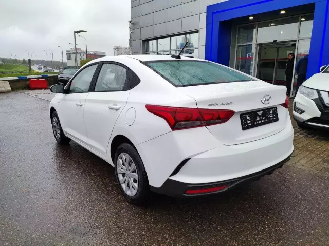 Hyundai Solaris 2021