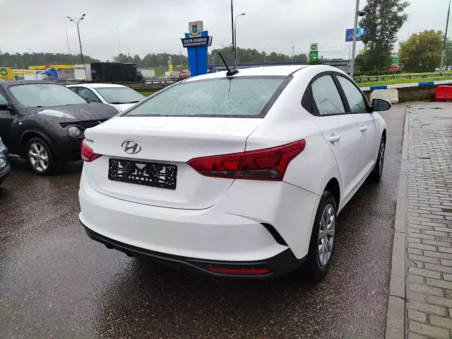 Hyundai Solaris 2021