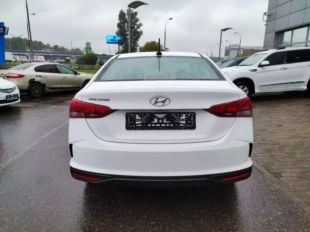 Hyundai Solaris 2021