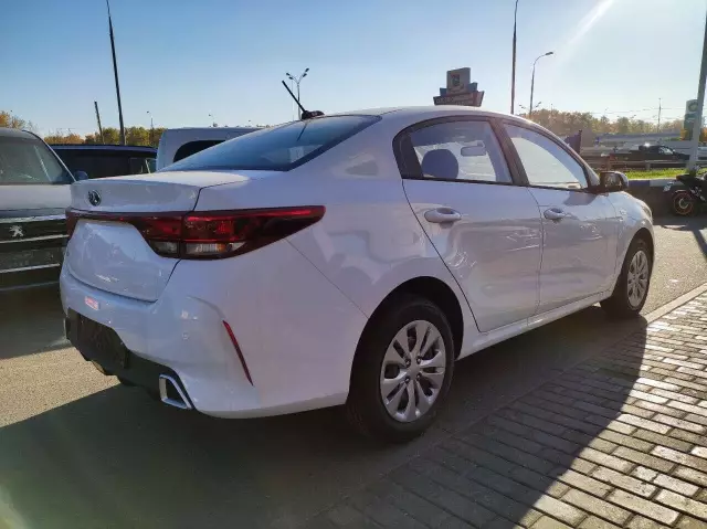 Kia Rio 2021