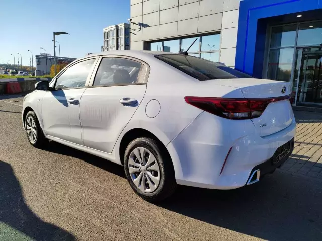 Kia Rio 2021
