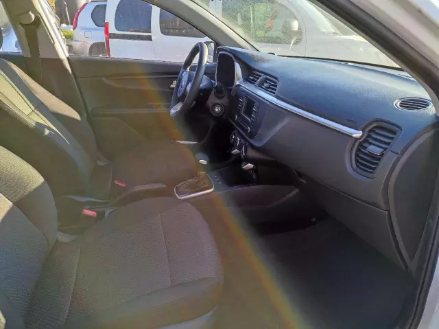 Kia Rio 2021