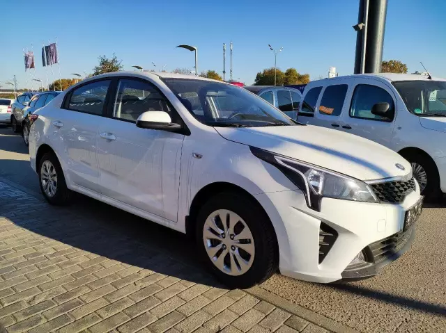 Kia Rio 2021