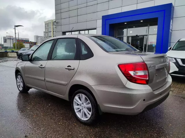 LADA Granta 2019