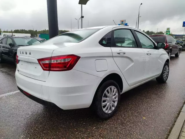 LADA Vesta 2020