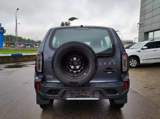 LADA Niva 2021