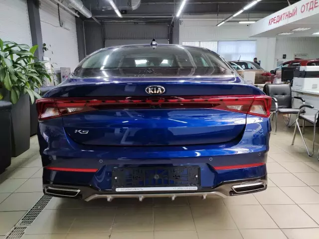 Kia K5 2021