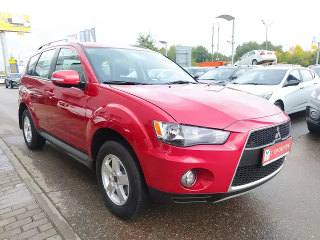 Mitsubishi Outlander 2010