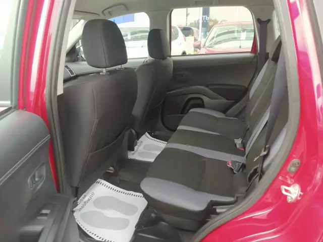 Mitsubishi Outlander 2010