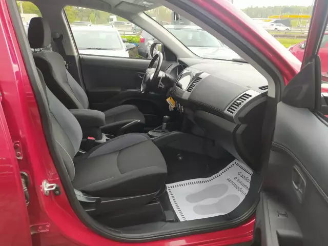 Mitsubishi Outlander 2010