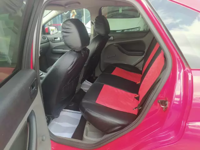 Ford Focus 2010