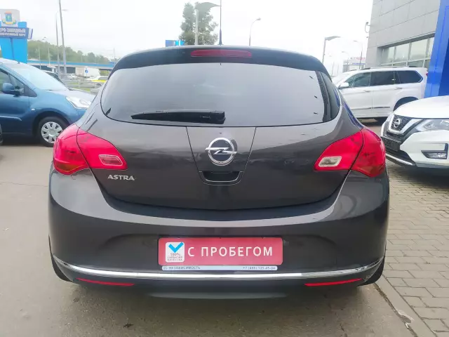 Opel Astra 2014