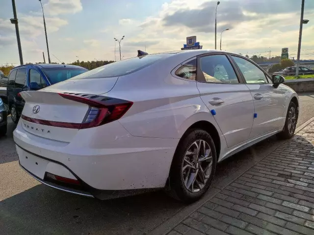 Hyundai Sonata 2021