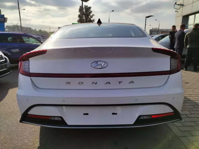Hyundai Sonata 2021