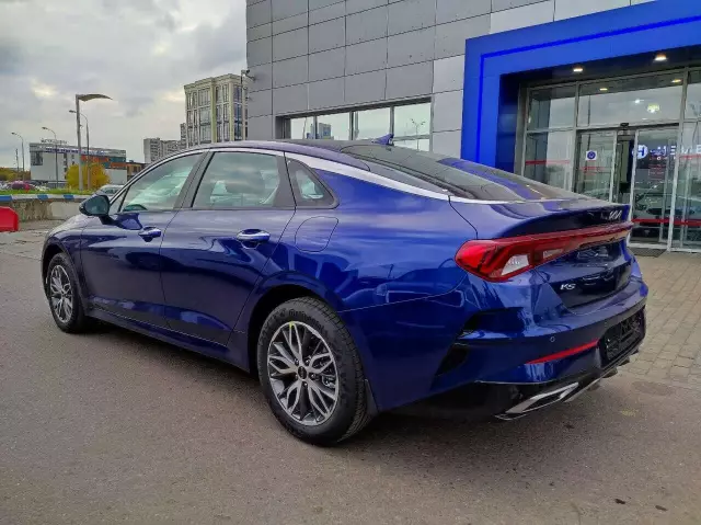 Kia K5 2021