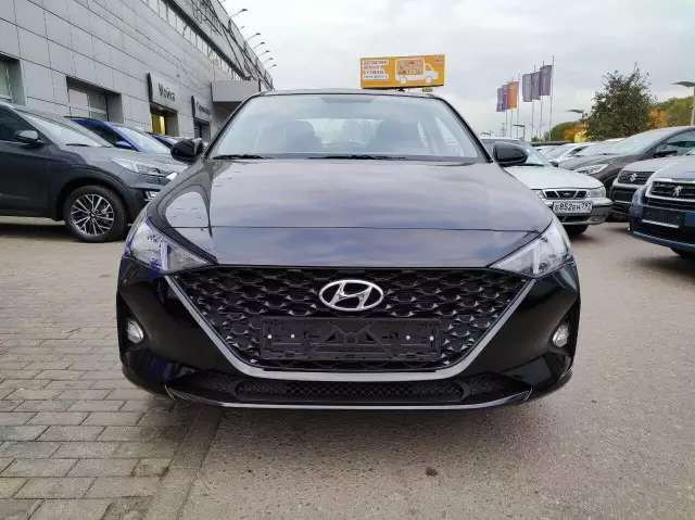 Hyundai Solaris 2021