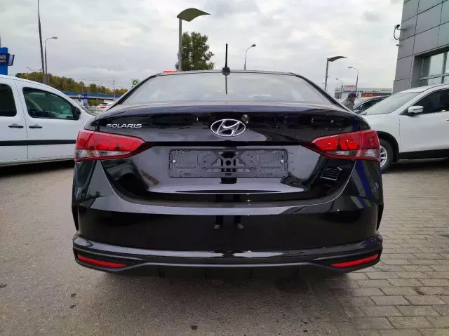 Hyundai Solaris 2021