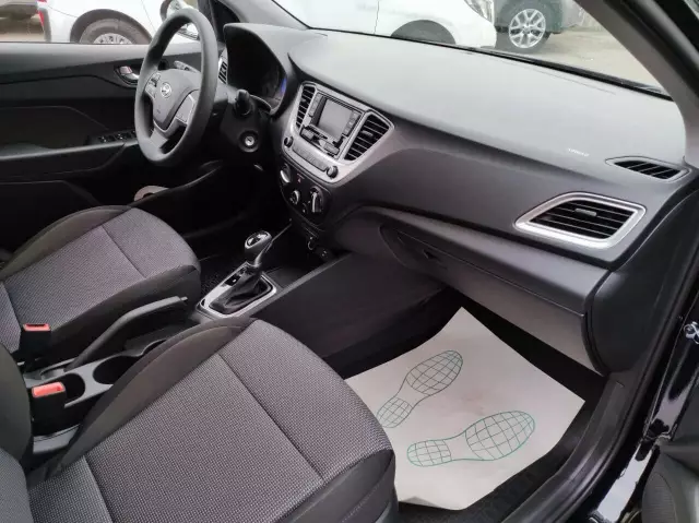 Hyundai Solaris 2021
