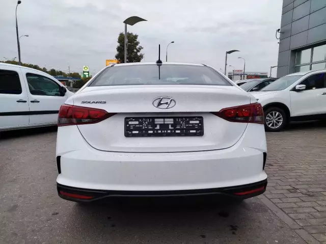 Hyundai Solaris 2021
