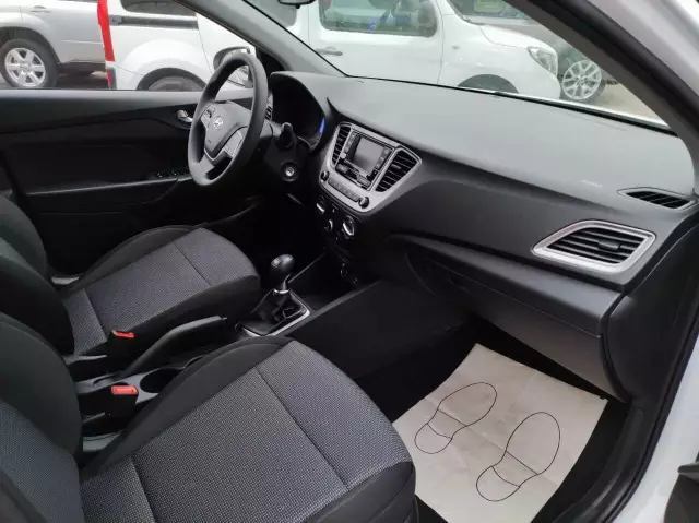 Hyundai Solaris 2021