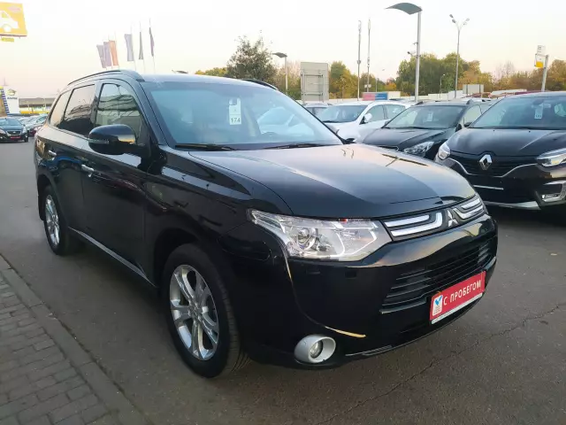 Mitsubishi Outlander 2013