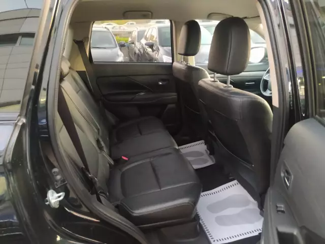 Mitsubishi Outlander 2013