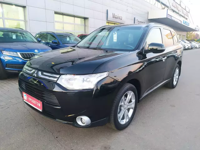 Mitsubishi Outlander 2013