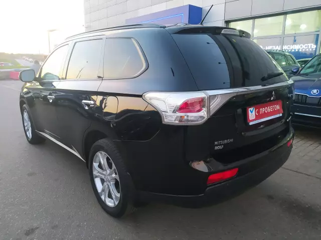 Mitsubishi Outlander 2013
