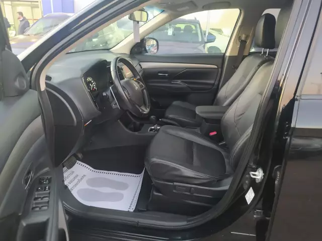 Mitsubishi Outlander 2013