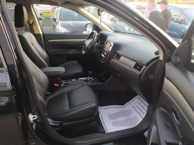 Mitsubishi Outlander 2013