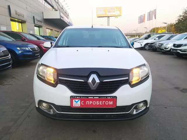 Renault Logan 2016