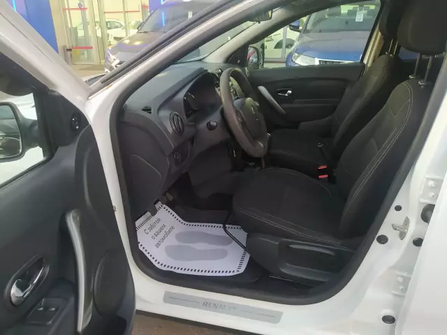 Renault Logan 2016