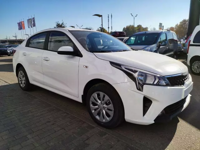 Kia Rio 2021
