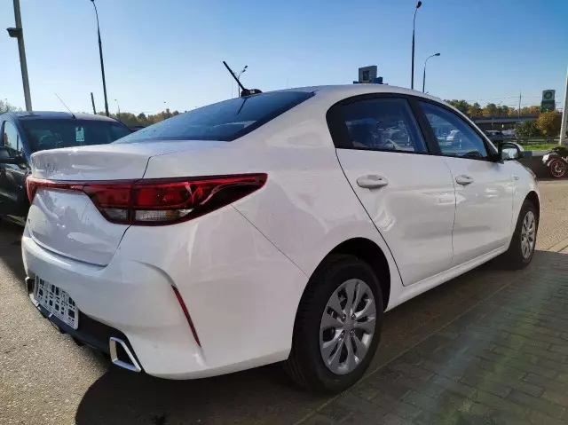 Kia Rio 2021