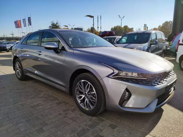 Kia K5 2021