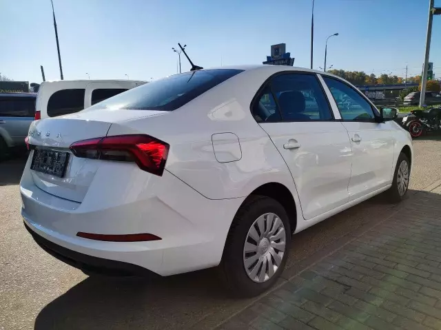 Skoda Rapid 2021