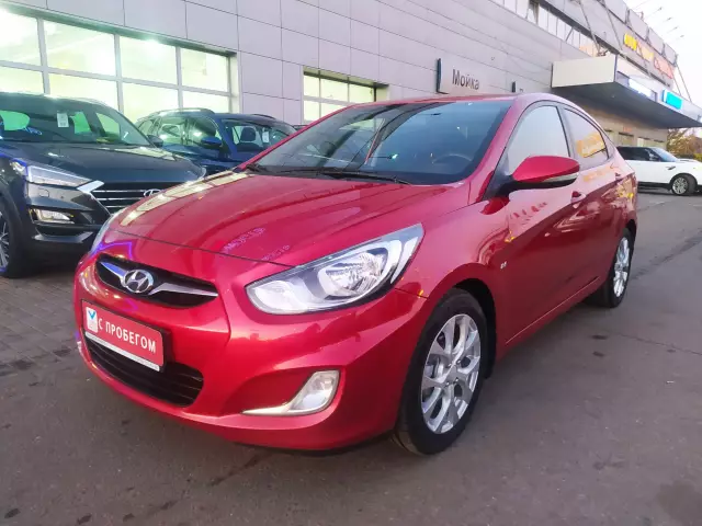 Hyundai Solaris 2012
