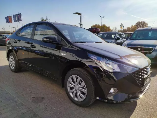Hyundai Solaris 2021
