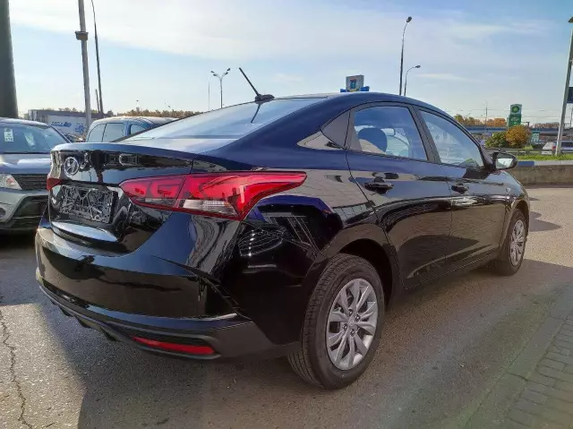 Hyundai Solaris 2021