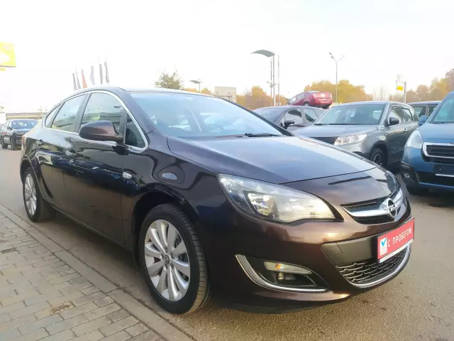 Opel Astra 2013