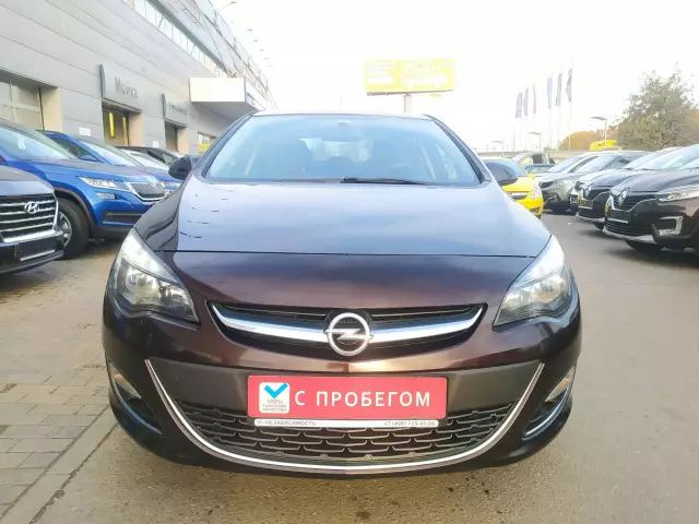 Opel Astra 2013