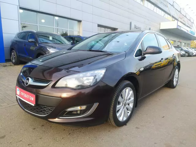 Opel Astra 2013