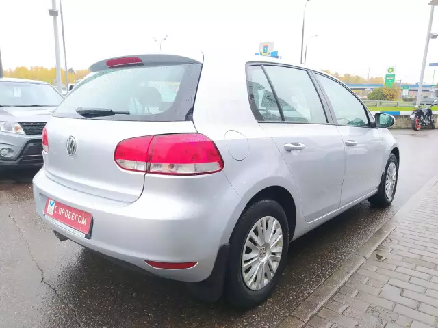 Volkswagen Golf 2011