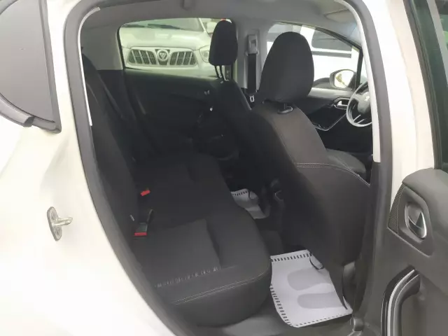 Peugeot 208 2013