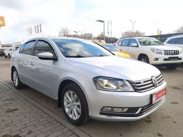 Volkswagen Passat 2013
