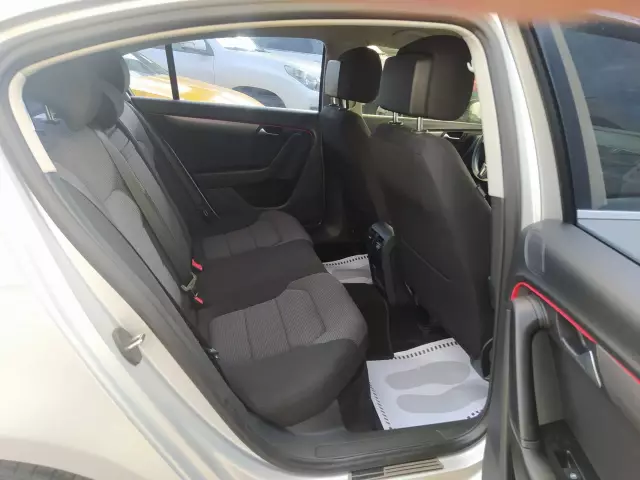 Volkswagen Passat 2013