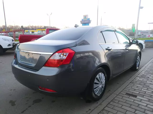 Geely Emgrand EC7 2014