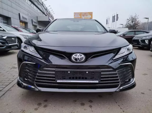 Toyota Camry 2021