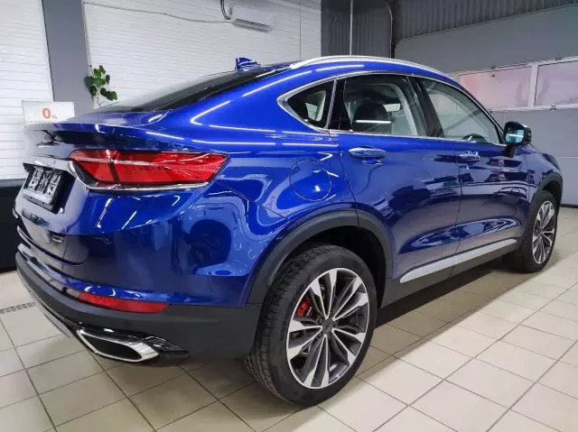 Geely Tugella 2020